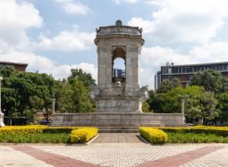 Plaza,Spain,In,Guatemala,City,During,A,Sunny,Day
